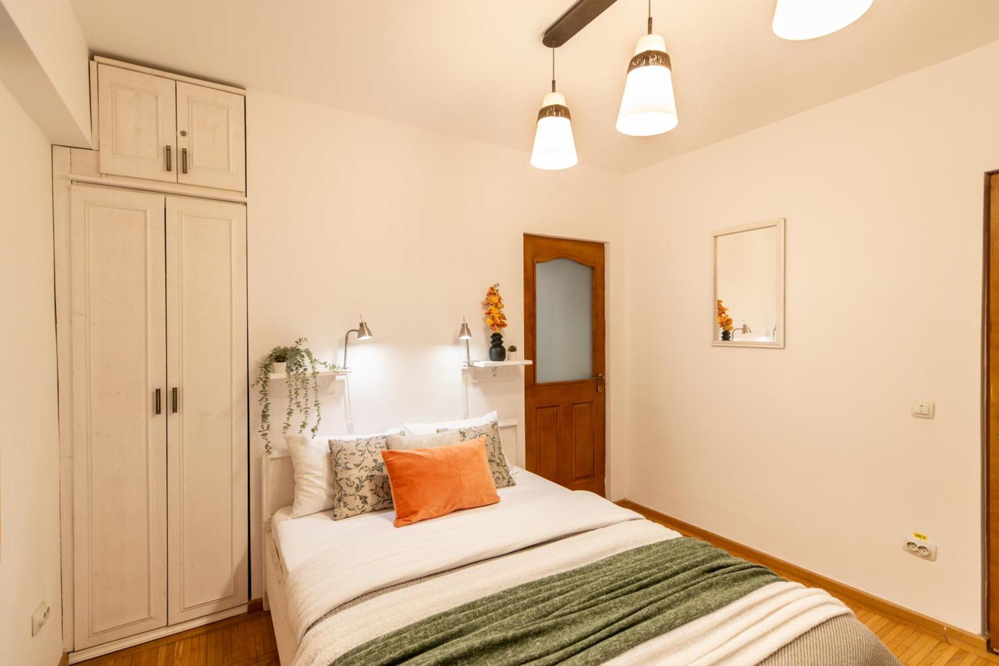 2Br Apartment At Piata Natiunilor Unite: Perfect For City Center Stays Bucarest Exterior foto